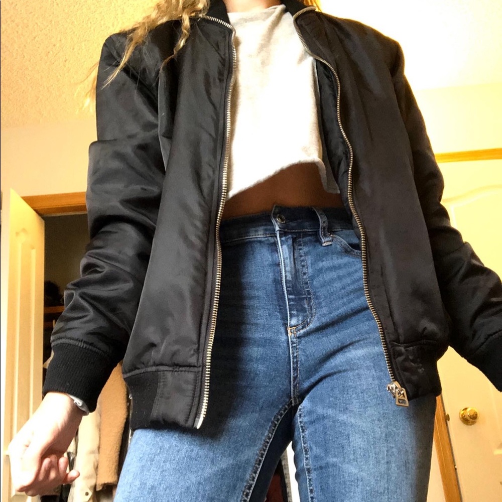 Oversized Bomber Jacket - Picture 2 of 2